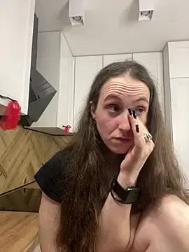 Stripchat Free Live Porn of MartiniiSelenna