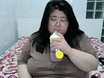 Stripchat Free Live Porn of Nadine_asian