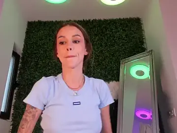 Stripchat Private Sex Chat of realhotfallingdevil
