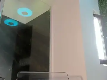 Stripchat Free Live Porn of realhotfallingdevil