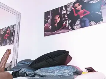 Stripchat Free Porn Cam of Ariana_lopezz