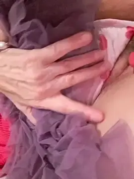 Stripchat Nude Webcam of GypsyEsmeralda