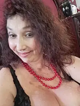 Stripchat Free Porn Cam of GypsyEsmeralda