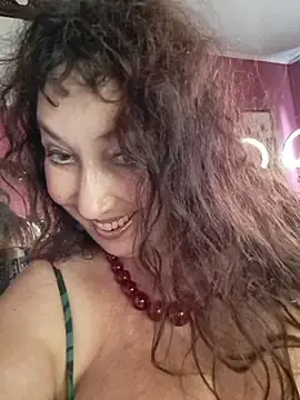 Stripchat Live Sex of GypsyEsmeralda