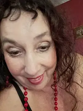 Stripchat Watch Live Sex Cams of GypsyEsmeralda