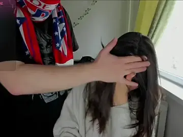 Stripchat Adult Webcams of MashkaRay