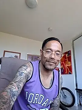 Stripchat Free Live Porn of Mr_Graffitimile