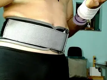 Stripchat Live Sex Cam of james_fausto_storm