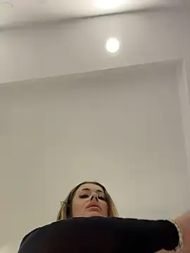 Stripchat Free Porn Cam of IsabellaEtthan