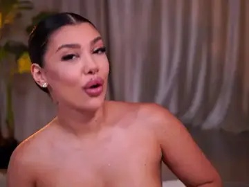 Stripchat Free Porn Cam of NatyDesiree