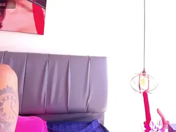 Stripchat Live Porn of iisabella_noa