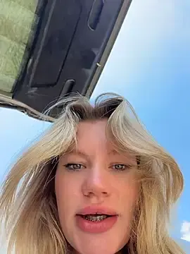 Stripchat Live Sex of justmilaa