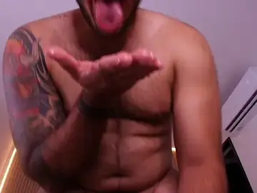 Stripchat Sex Cam of mister_miike