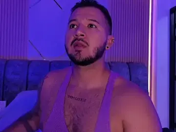 Stripchat Nude Webcam of mister_miike