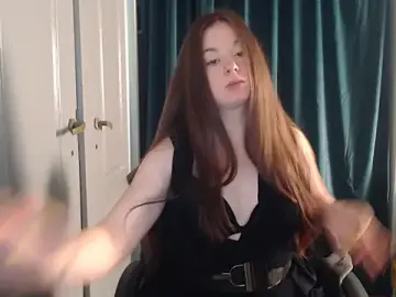 Stripchat Live Porn of ryhhnnagold99