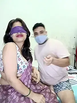 Stripchat Nude Webcam of Desi_Friends