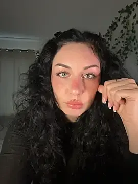Stripchat Watch Live Sex Cams of Estherjizz