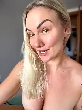 Stripchat Live Sex of NastyMilf_