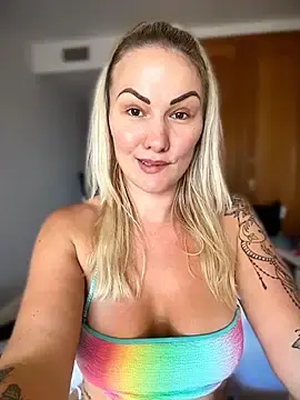 Stripchat Best Webcam of NastyMilf_