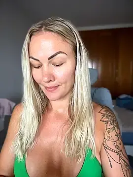 Stripchat Sex Chat of NastyMilf_