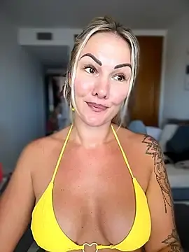 Stripchat Free Porn Cam of NastyMilf_
