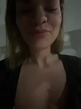 Stripchat Free Live Porn of PeachChampagne