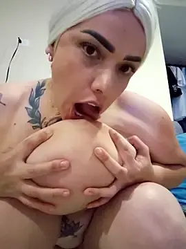 Stripchat Live Sex of natalygolden69