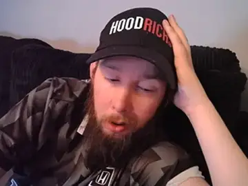 Stripchat Sex Cam of Chubbydan