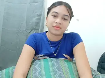 Stripchat Adult Webcam of Ursexyasianskinny