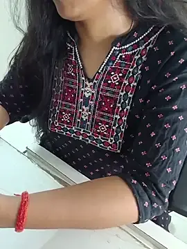 Stripchat Live Sex Cam of Queenlipx