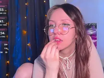 Stripchat Adult Webcams of ViolettMo0n