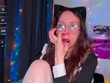 Stripchat Watch Live Sex Cams of ViolettMo0n