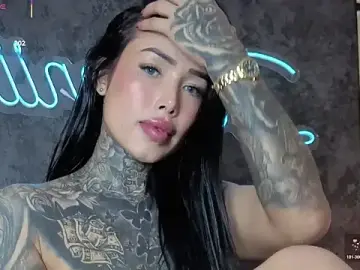 Stripchat Sex Cam of belllbonniie