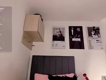 Stripchat Live Porn of hollyprincess_2