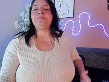 Stripchat Free Live Porn of karo_linee1