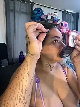 Stripchat Nude Webcam of Mabelydani