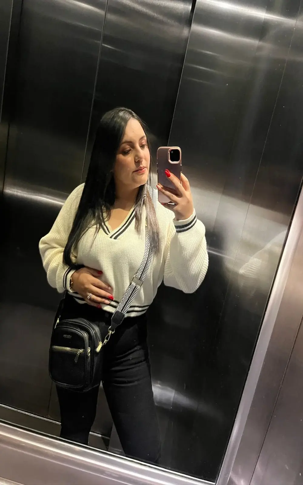 anthonella_stone_t
