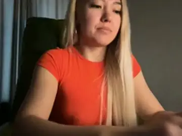 Stripchat Adult Webcam of Cirelia