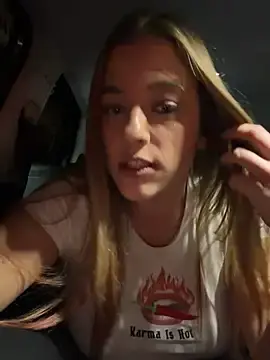 Stripchat Best live sex cam show of Luna_Lynn