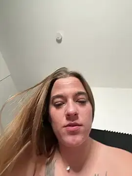 Stripchat Free Live Porn of Luna_Lynn
