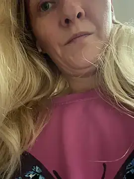 Stripchat Free Live Porn of Secret_Ladyx