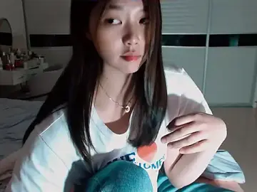 Stripchat Sex Cam of Miu1_girl