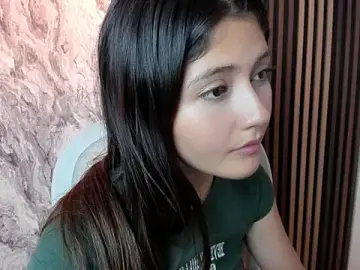 Stripchat Free Porn Cam of amy_innocent_1