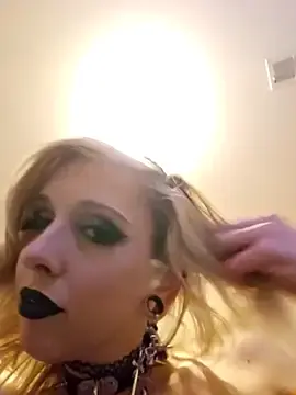 Stripchat Sex Cam of AmethystFoxx