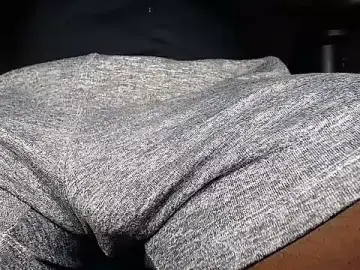 Stripchat Live Sex Cam of MAXJONES_2