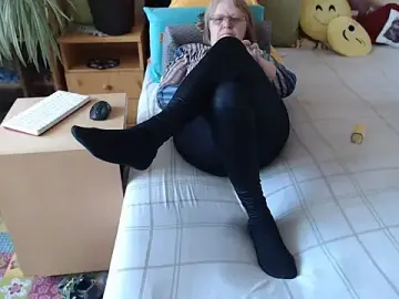 Stripchat Nude Webcam of Dorina