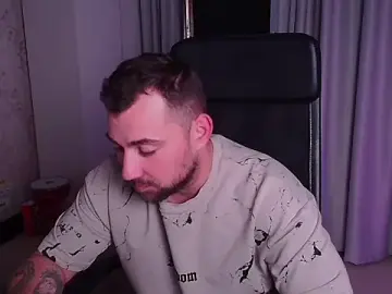 Stripchat Free Porn Cam of DuncanStone
