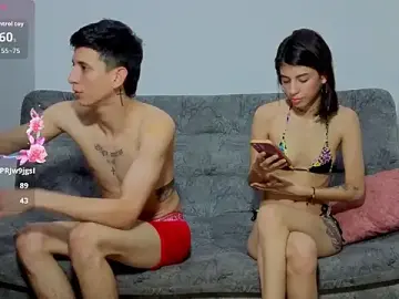 Stripchat Free Live Porn of MakkiAndJimmyy