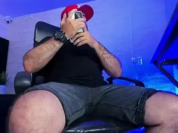 Stripchat Free Live Porn of jhon_bear03