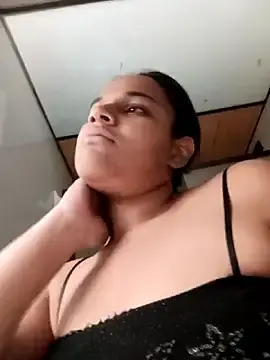 Stripchat Adult Webcam of sexybronwlatin